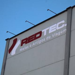 Fachada da REDTEC em São José